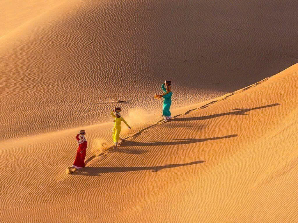 destination image