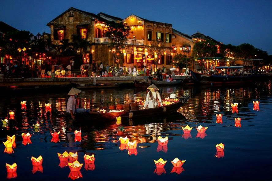 destination image
